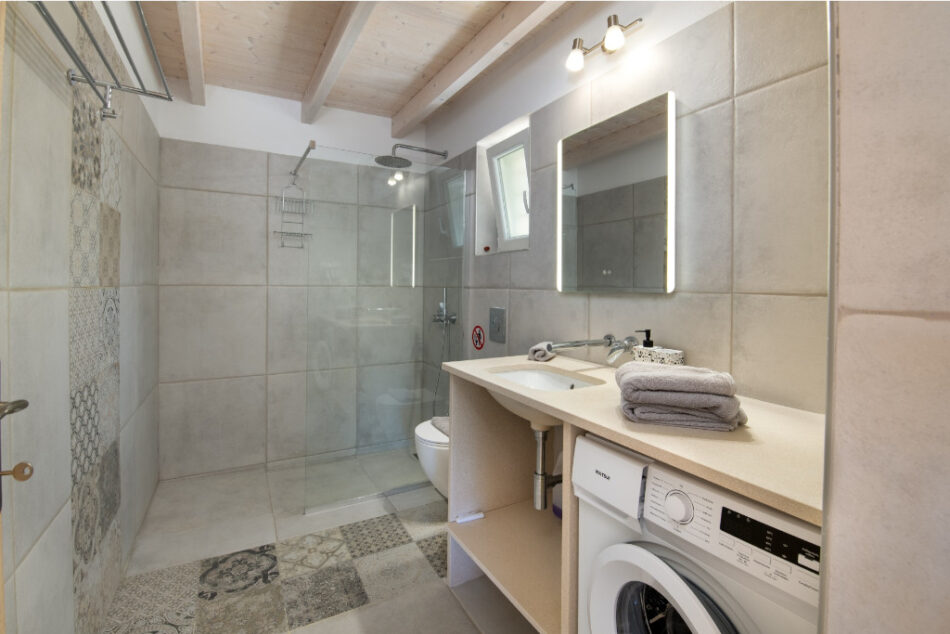 Amaranthus House