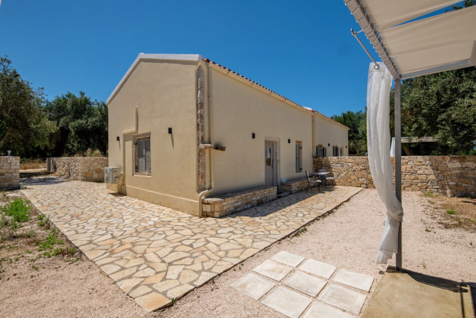 Elichrysos House