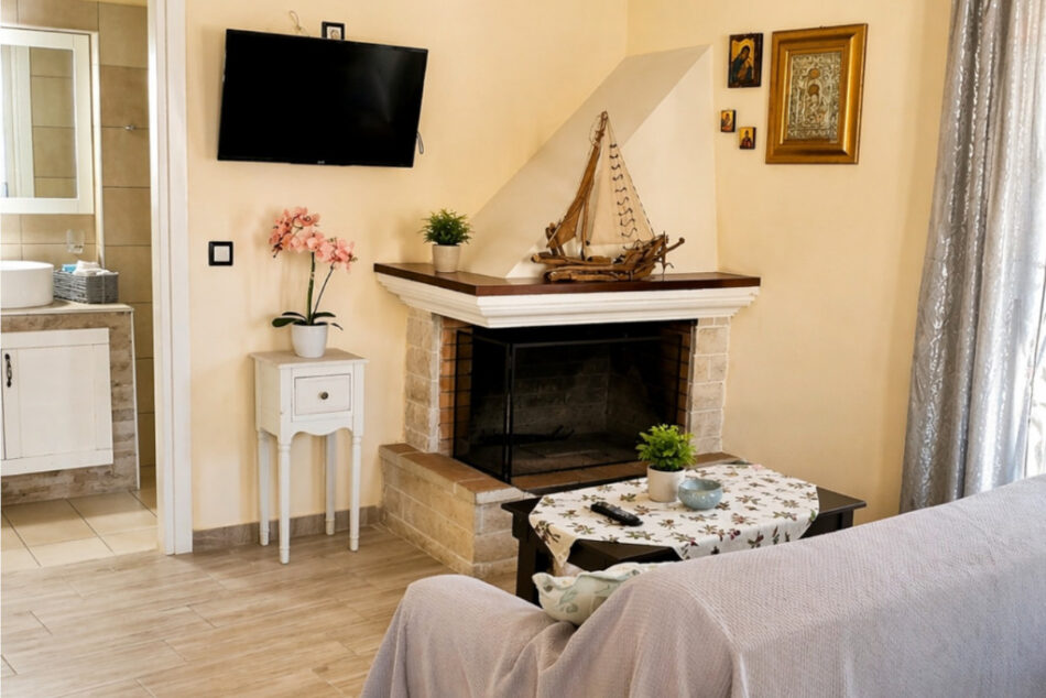 Logaki House